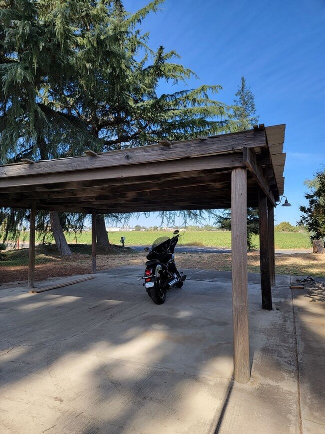 2006 S Daubenberger Rd in Turlock, CA - Building Photo - Building Photo