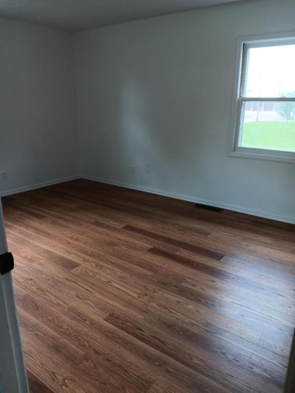 property at 103 N Russell St