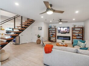 750 S Sierra Ave in Solana Beach, CA - Building Photo - Building Photo