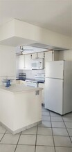 250 Layne Blvd in Hallandale Beach, FL - Building Photo - Building Photo