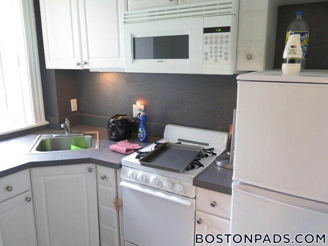149 Park Dr, Unit 22 in Boston, MA - Building Photo - Building Photo