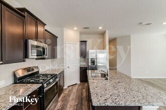 8434 Lamus Wheel in San Antonio, TX - Building Photo - Building Photo