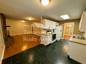 1622 Colonade Rd in Knoxville, TN - Building Photo - Building Photo