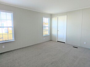 521 Washington in Belleville, MI - Building Photo - Building Photo