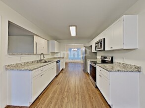 204 Bates Ct in Spring Hill, TN - Building Photo - Building Photo