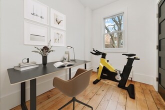31 Pleasant St, Unit 2 in Boston, MA - Building Photo - Building Photo