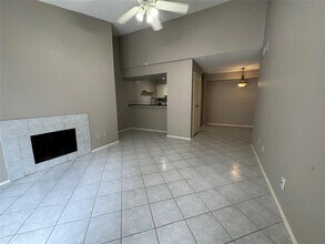 7128 N Holiday Dr in Galveston, TX - Building Photo - Building Photo