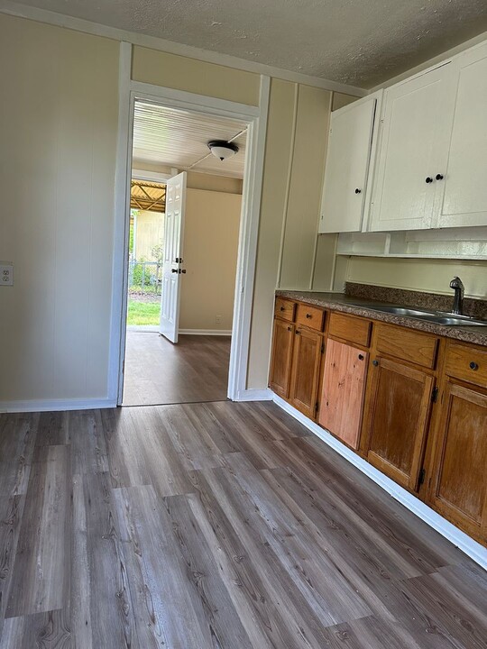 108 Roosevelt Rd in Jacksonville, AR - Building Photo