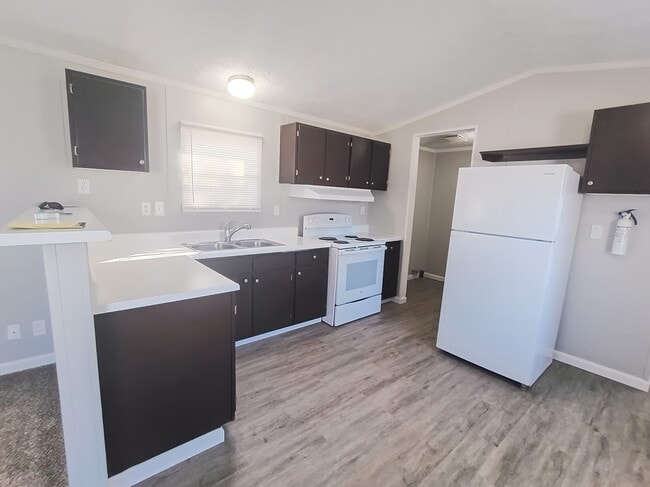 42 Deerwood Park in Centralia, IL - Building Photo - Building Photo