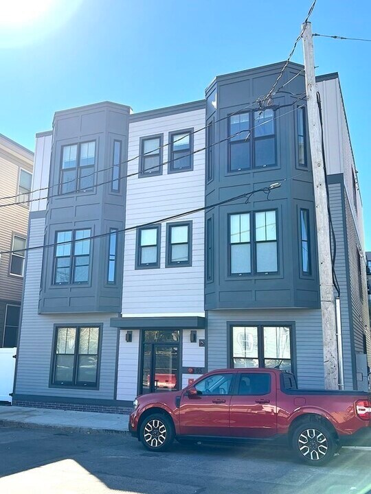 96 Prescott St, Unit #202 in Boston, MA - Building Photo