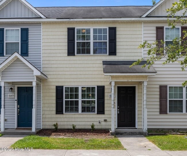 property at 6007 Grandeur Ave