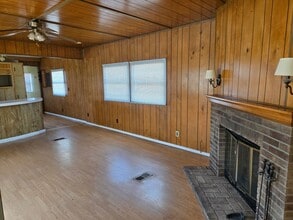 3807 Missouri Ave in Artesia, NM - Building Photo - Building Photo