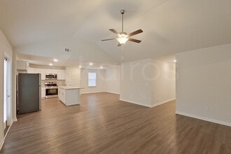 114 Western Red Cedar Dr in Springfield, GA - Building Photo - Building Photo