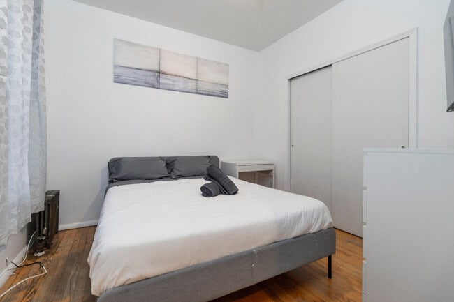 1830 1st Ave in New York, NY - Building Photo - Building Photo