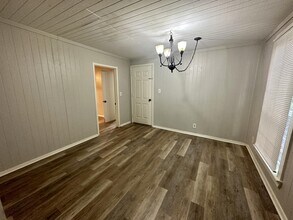 1008 Peak St in Denton, TX - Building Photo - Building Photo