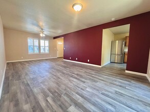 2099 Hartford Dr in Chico, CA - Building Photo - Building Photo