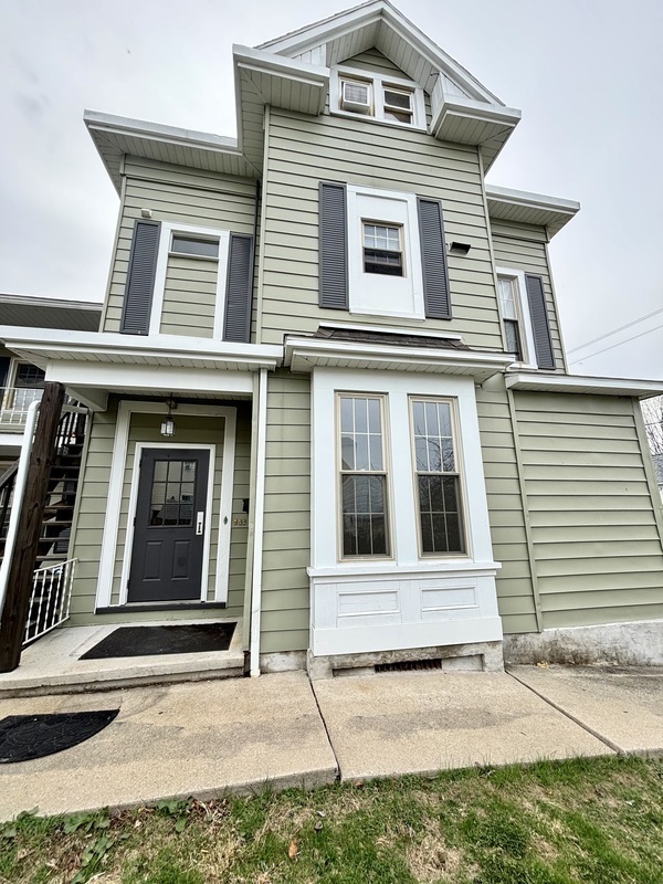 property at 313 Walnut St