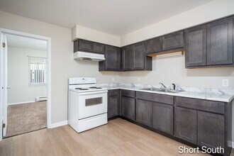 1605 Bacon Ave in Portage, MI - Building Photo - Building Photo