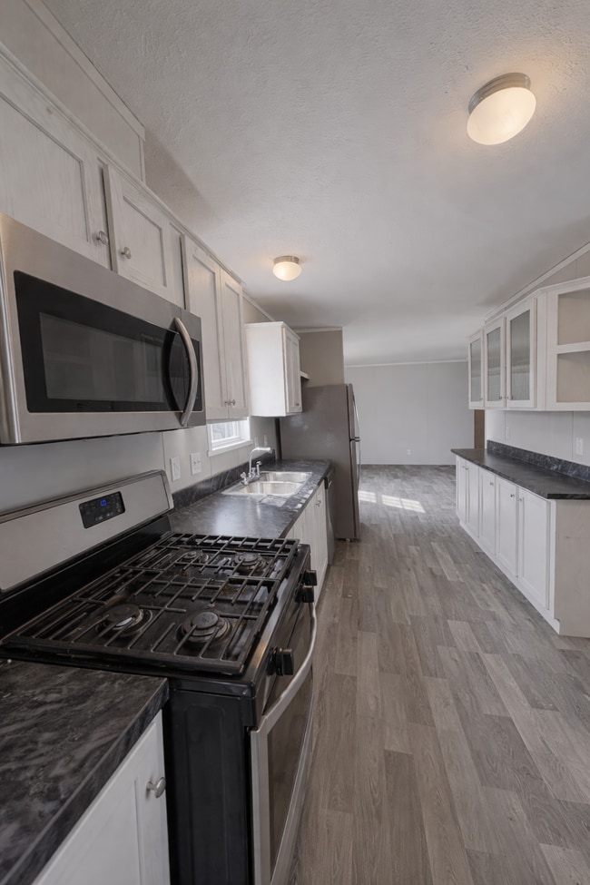 248 Laurel Leah in Oxford, MI - Building Photo - Building Photo