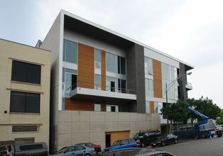 1048 W Randolph St in Chicago, IL - Building Photo - Building Photo