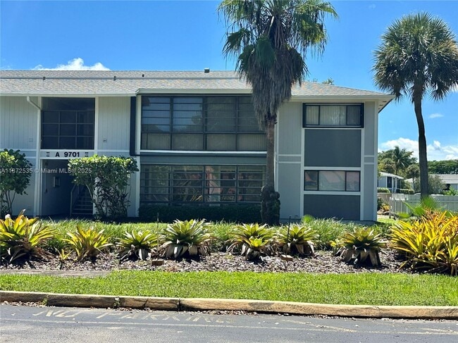 property at 9701 Hammocks Blvd