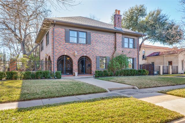 property at 2809 Park Hill Dr