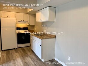 4229 Middlebranch Ave NE in Canton, OH - Building Photo - Building Photo