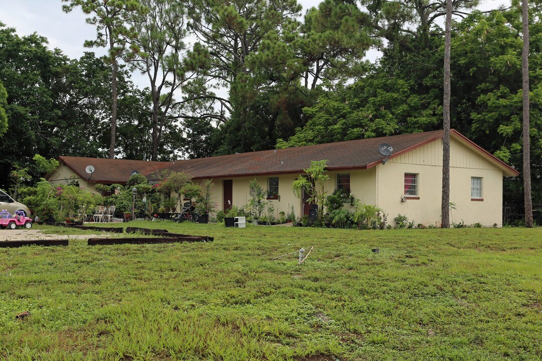 4209 Vermont Ave in Lake Worth, FL - Building Photo