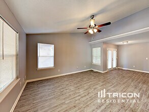 142 Bradstone Rd in Irmo, SC - Building Photo - Building Photo