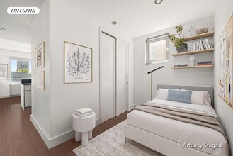 4427 Purves St in Queens, NY - Building Photo - Building Photo