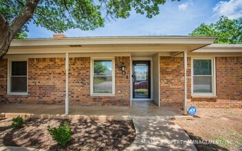 5504 73rd St in Lubbock, TX - Building Photo - Building Photo