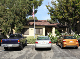 Bella Tierra Apartments