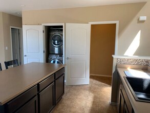 3332 Wagon Trail Rd in Fort Collins, CO - Building Photo - Building Photo