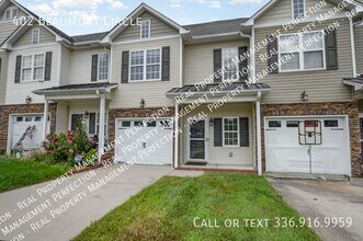 402 Beaumont Cir in Clemmons, NC - Building Photo - Building Photo