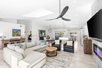 10248 E San Salvador Dr in Scottsdale, AZ - Building Photo - Building Photo