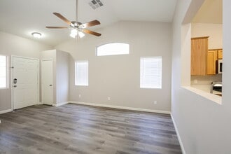 913 Baritone Way in North Las Vegas, NV - Building Photo - Building Photo