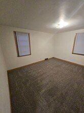 5702 W Oklahoma Ave, Unit 5702 in Milwaukee, WI - Building Photo - Building Photo