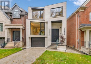 19 Ridley Blvd in Toronto, ON - Building Photo