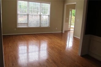 7320 Brassfield Dr in Cumming, GA - Building Photo - Building Photo