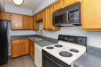 Radford Place Apartments in Irving, TX - Building Photo - Interior Photo