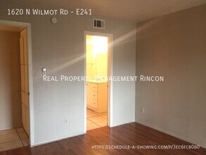 1620 N Wilmot Rd in Tucson, AZ - Building Photo - Building Photo