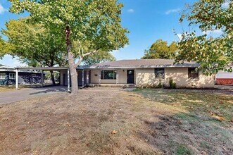3516 London Ln in Richland Hills, TX - Building Photo - Building Photo