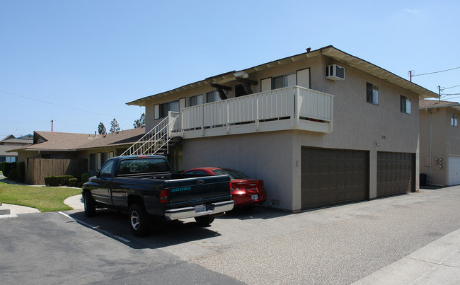 7652 Amazon Dr in Huntington Beach, CA - Building Photo - Building Photo