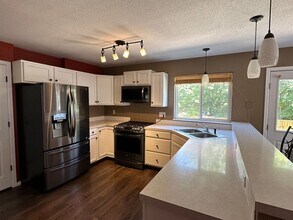 968 Eagle Dr in Loveland, CO - Building Photo - Building Photo