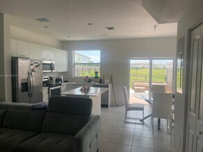 2328 NW 125 St in Miami Shores, FL - Building Photo - Building Photo