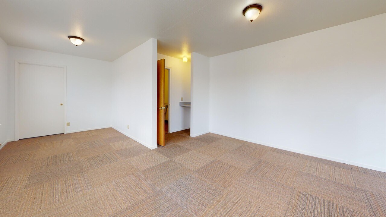 2371 Washington Ave-Unit -D in Oroville, CA - Foto de edificio