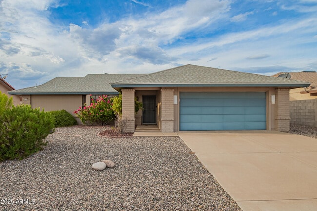 13722 W Gable Hill Dr in Sun City West, AZ - Building Photo - Building Photo
