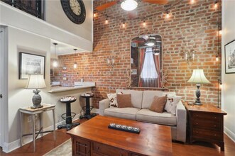 1204 Chartres St in New Orleans, LA - Building Photo - Building Photo