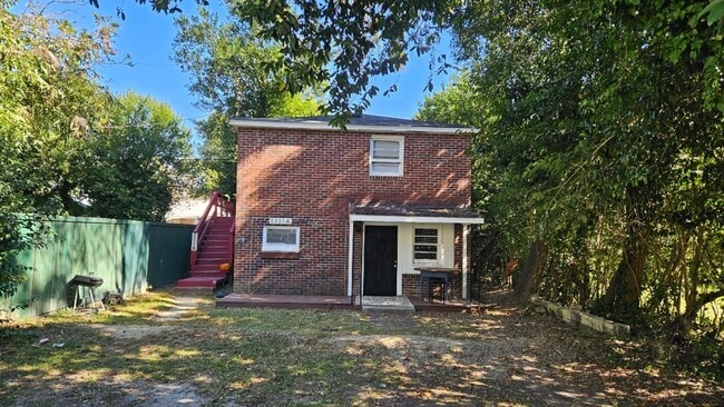 property at 2325-2325 Laurie St