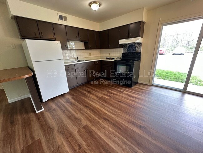 100 Gettysburg Rd in Belleville, IL - Building Photo - Building Photo